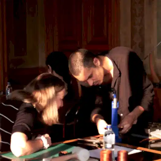 Ofisten Çıkmadan Yaratıcılığı Keşfedin: Kurumsal Deri Atölyesi Etkinliğ