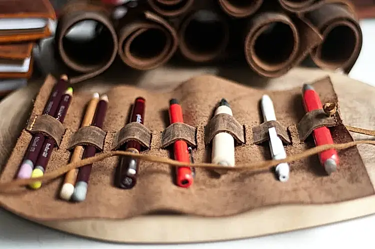 el yapımı deri kalemlik