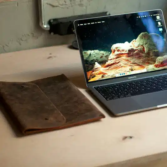 Deri MacBook Kılıfı Çeşitleri 13"/14"/15" Macbook Air ve Macbook Pro